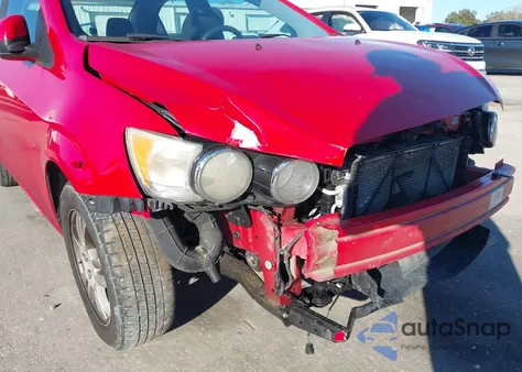 2014 Chevrolet Sonic Lt Auto z USA, uszkodzony, nr VIN 1G1JC5SH4E4159690